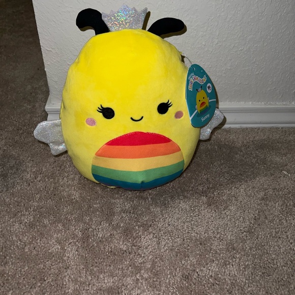 New Sunny the Bee Pride Collection Squishmallows - Picture 3 of 10